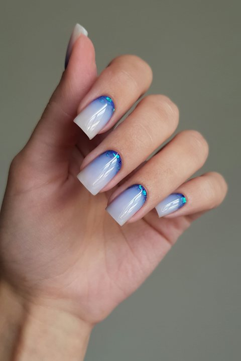 Blue and white ombre dip powder nails
